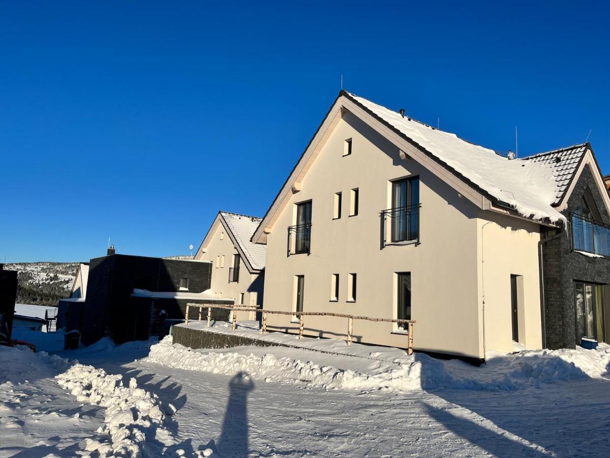 Mirabel Apartments Klinovec Loučná pod Klínovcem Exteriör bild
