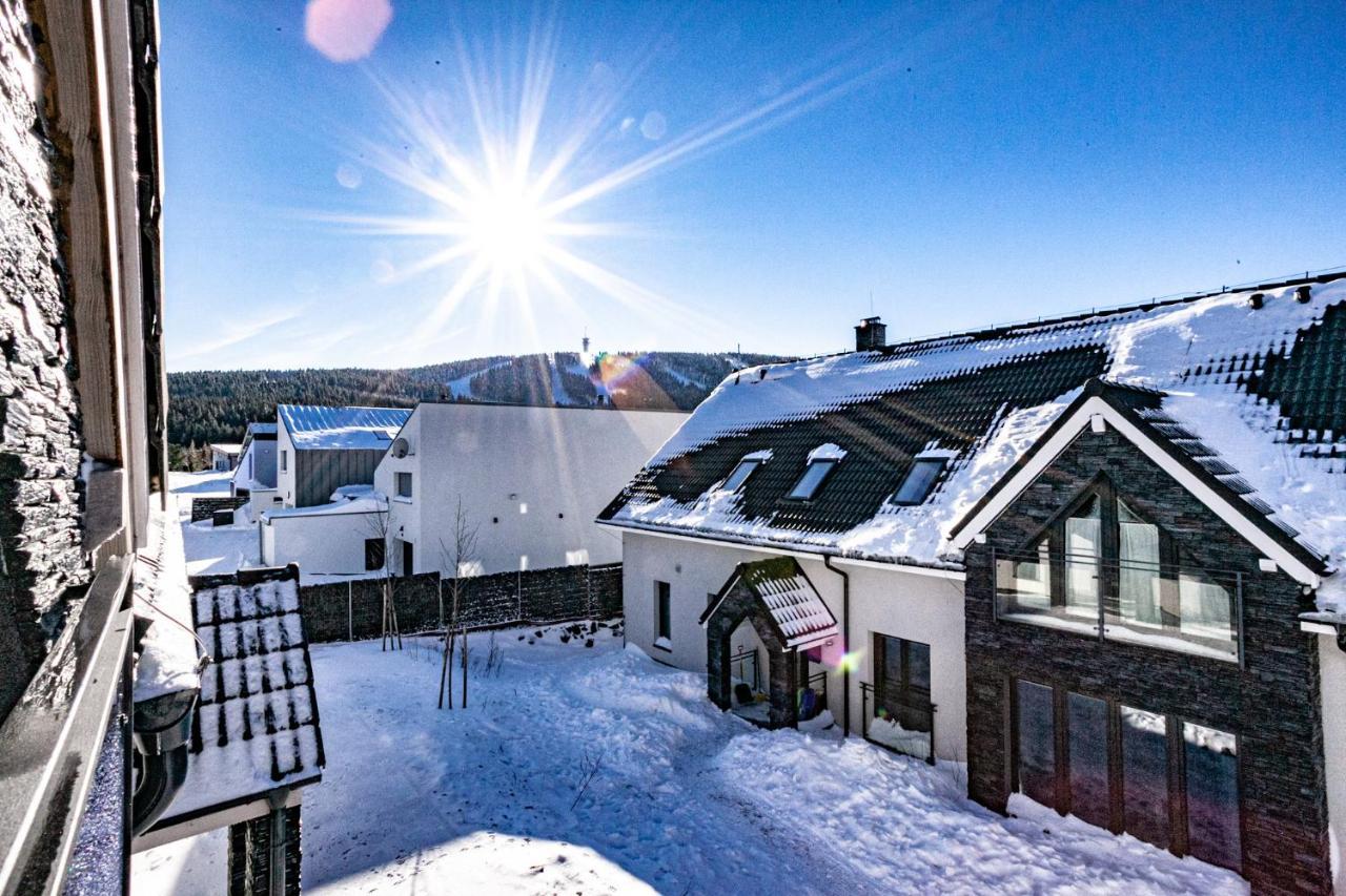 Mirabel Apartments Klinovec Loučná pod Klínovcem Exteriör bild